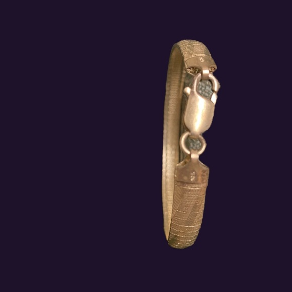 Italian made SS snake skin etched woman’s bracelet (7 1/2”-8”) - Picture 6 of 6